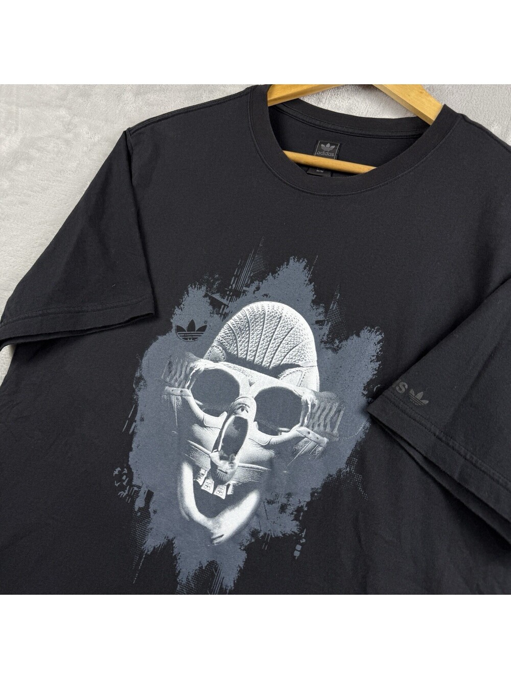 Y2K Adidas Originals MenM Black T Shirt Sneaker Skull Print Trefoil Streetwear